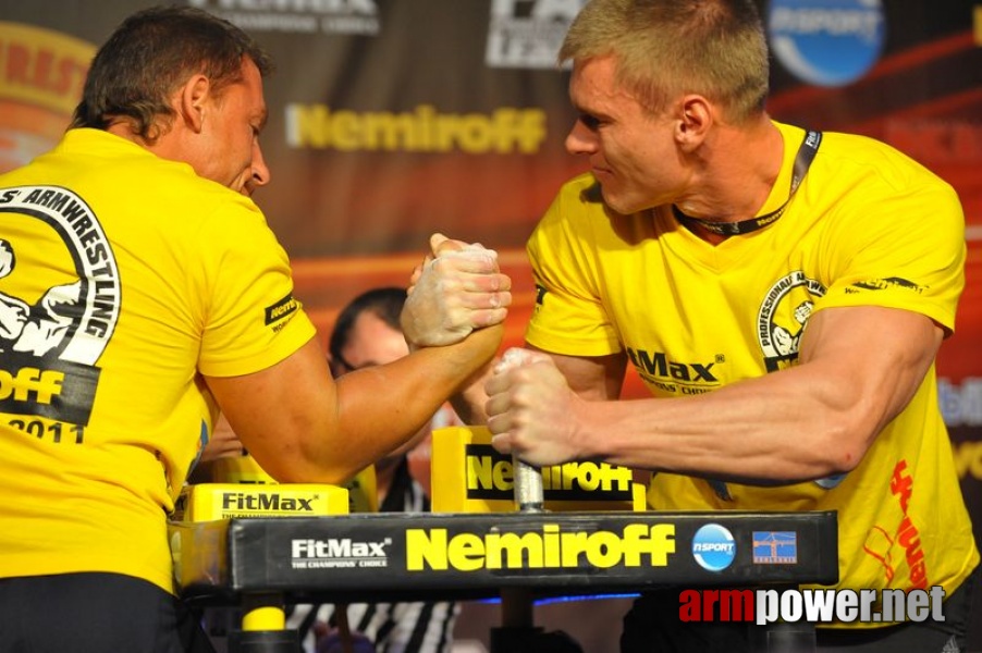 Nemiroff  2011 - Right Hand # Armwrestling # Armpower.net