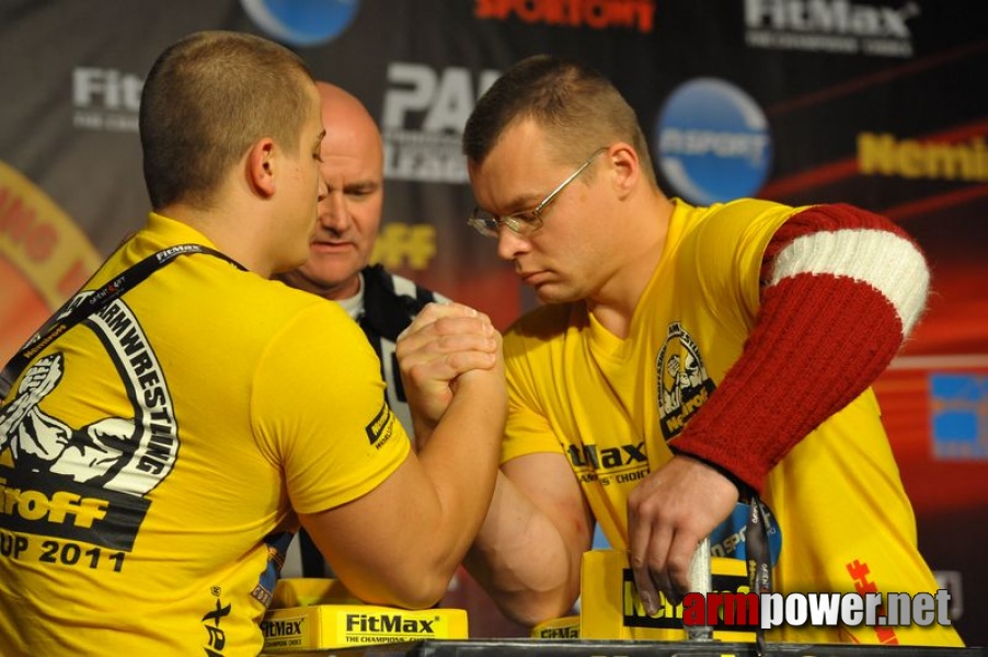 Nemiroff  2011 - Right Hand # Armwrestling # Armpower.net