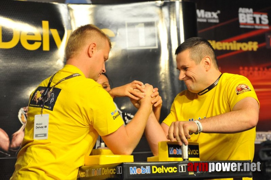 Nemiroff  2011 - Right Hand # Armwrestling # Armpower.net