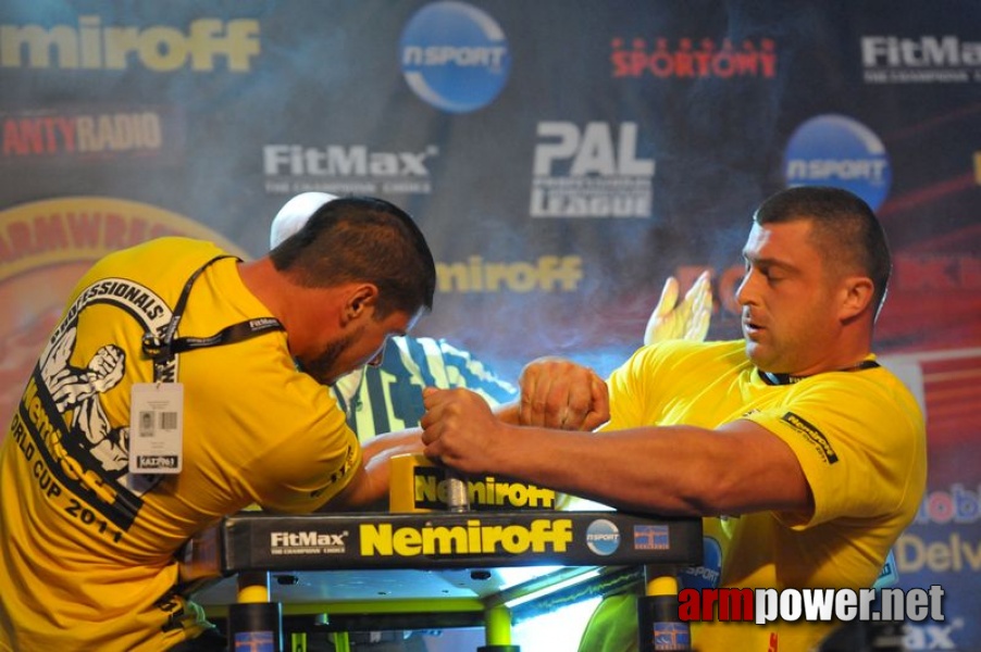 Nemiroff  2011 - Right Hand # Armwrestling # Armpower.net