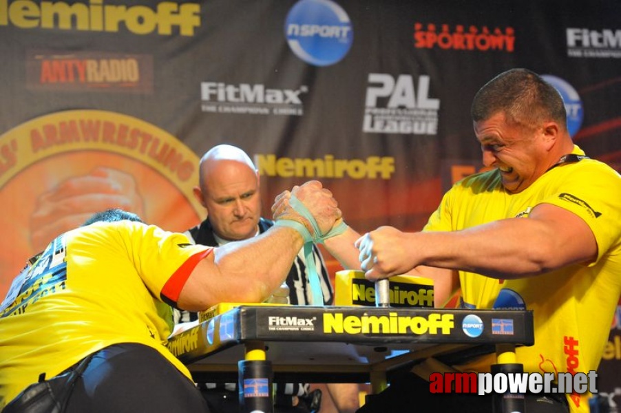 Nemiroff  2011 - Right Hand # Armwrestling # Armpower.net