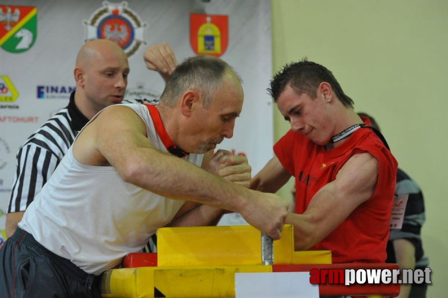 Debiuty 2011 - Stare Miasto # Siłowanie na ręce # Armwrestling # Armpower.net