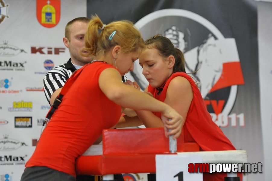 Debiuty 2011 - Stare Miasto # Armwrestling # Armpower.net