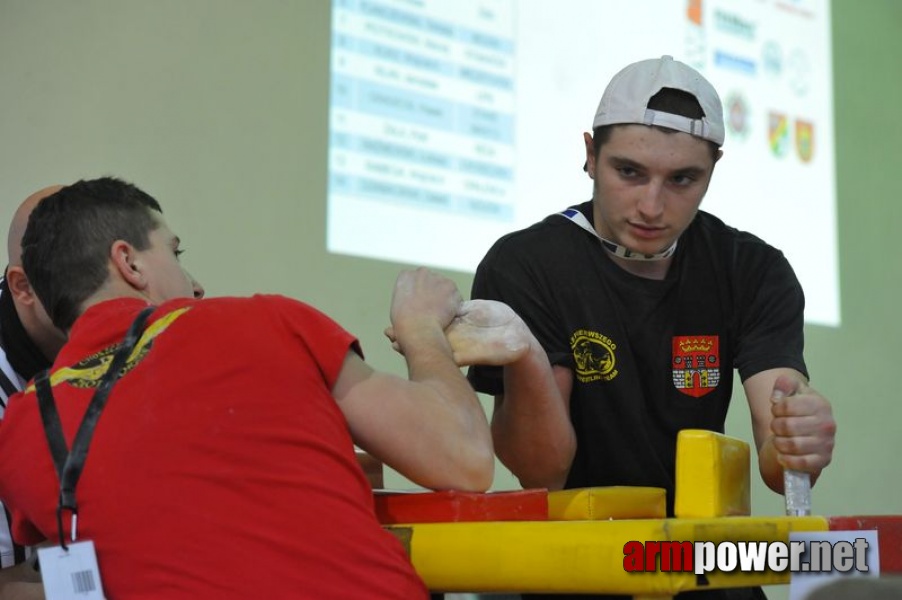 Debiuty 2011 - Stare Miasto # Siłowanie na ręce # Armwrestling # Armpower.net