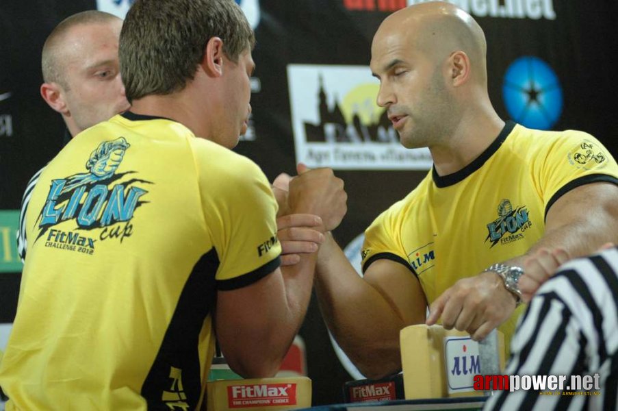 Lion Cup 2012 - Fitmax Challenge # Armwrestling # Armpower.net