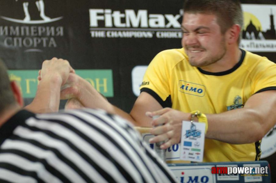 Lion Cup 2012 - Fitmax Challenge # Armwrestling # Armpower.net