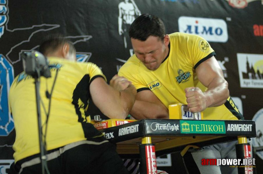 Lion Cup 2012 - Fitmax Challenge # Armwrestling # Armpower.net