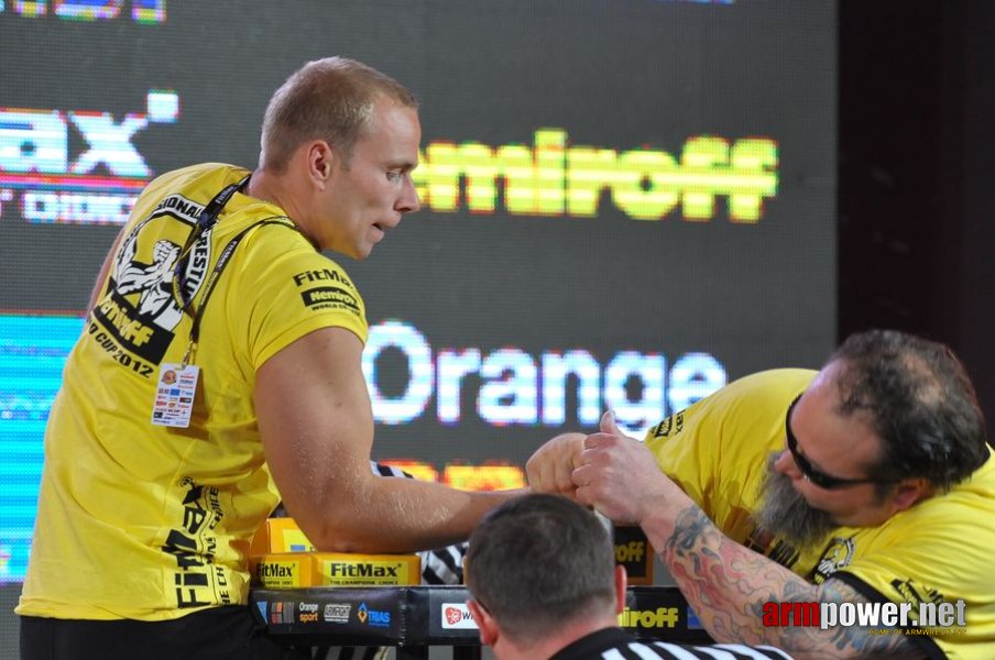 Nemiroff 2012 - Right Hand # Armwrestling # Armpower.net