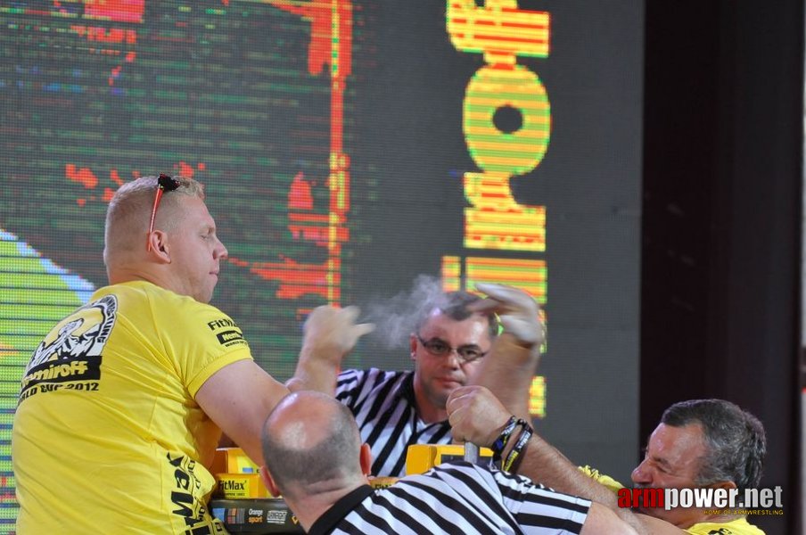 Nemiroff 2012 - Right Hand # Armwrestling # Armpower.net