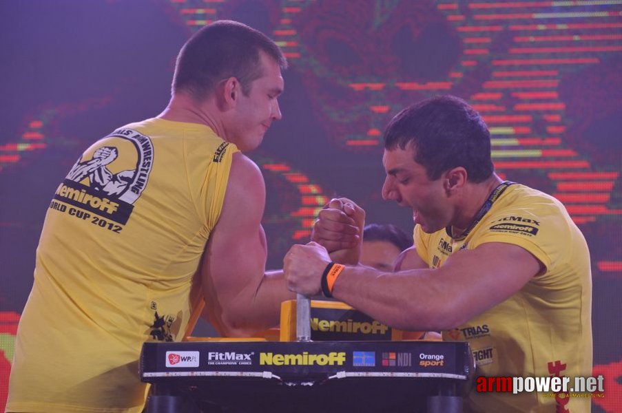 Nemiroff 2012 - Right Hand # Armwrestling # Armpower.net