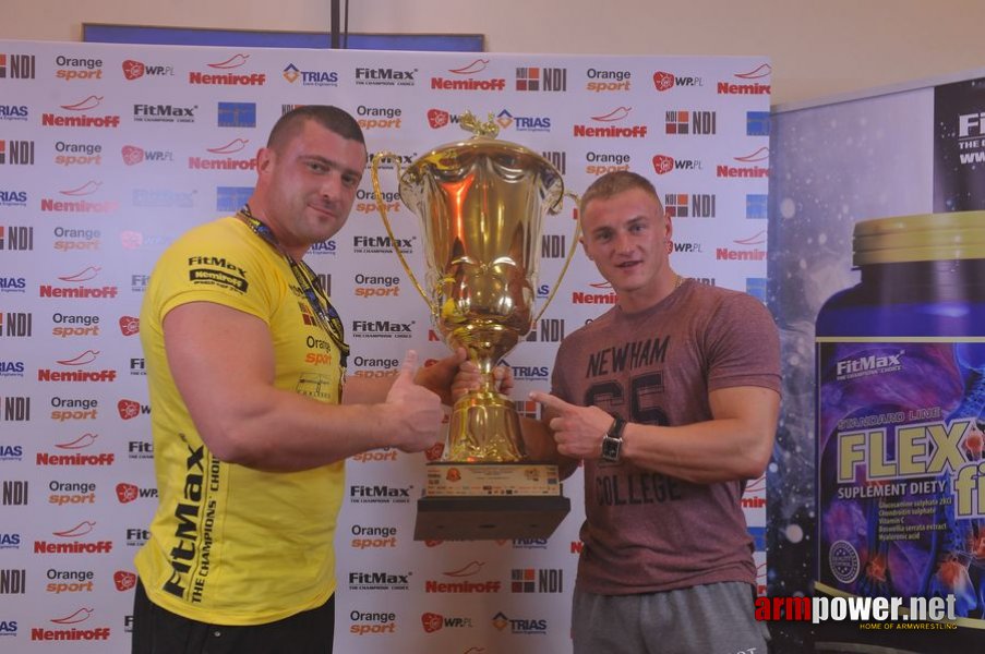 Nemiroff 2012 - Right Hand # Armwrestling # Armpower.net