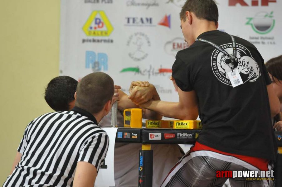 Debiuty 2012 - Stare Miasto # Siłowanie na ręce # Armwrestling # Armpower.net