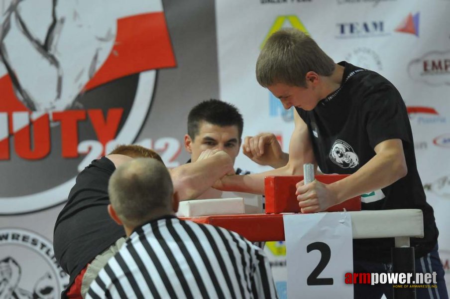 Debiuty 2012 - Stare Miasto # Armwrestling # Armpower.net