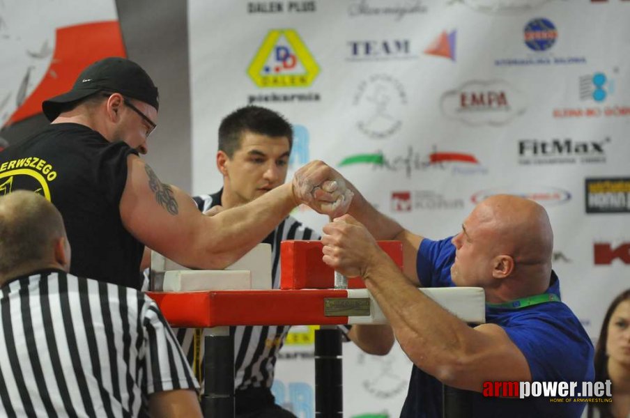 Debiuty 2012 - Stare Miasto # Siłowanie na ręce # Armwrestling # Armpower.net