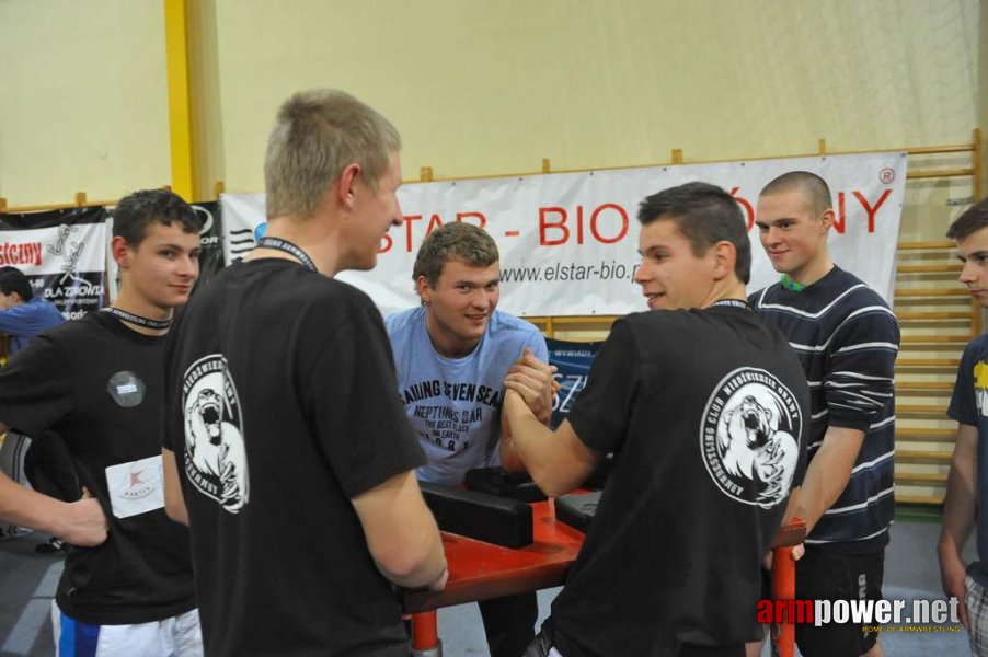 Debiuty 2012 - Stare Miasto # Armwrestling # Armpower.net