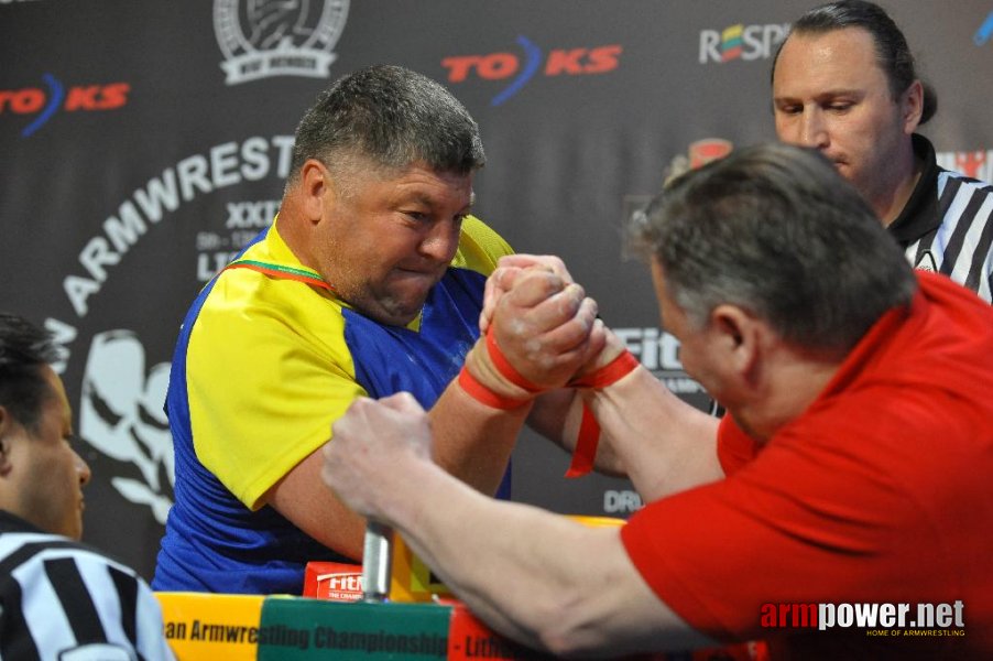 Euroarm 2013 - day 2 - right hand junior, masters, disabled # Armwrestling # Armpower.net