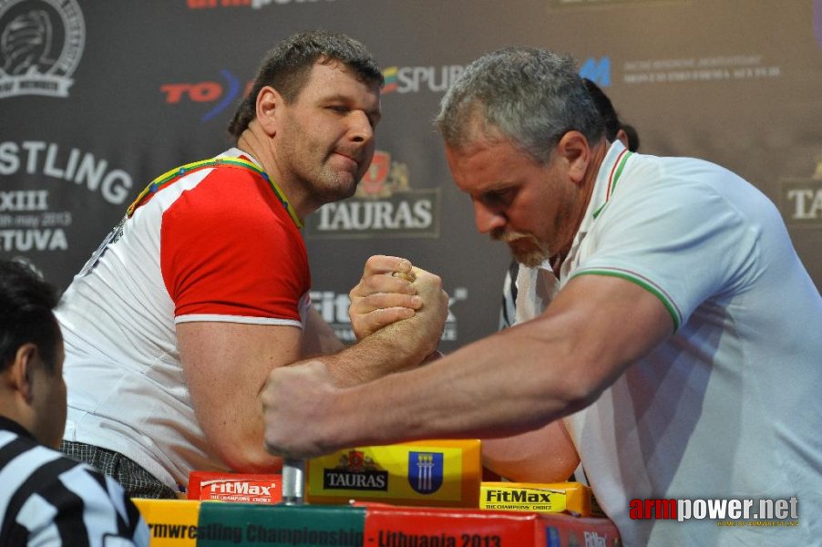 Euroarm 2013 - day 2 - right hand junior, masters, disabled # Siłowanie na ręce # Armwrestling # Armpower.net