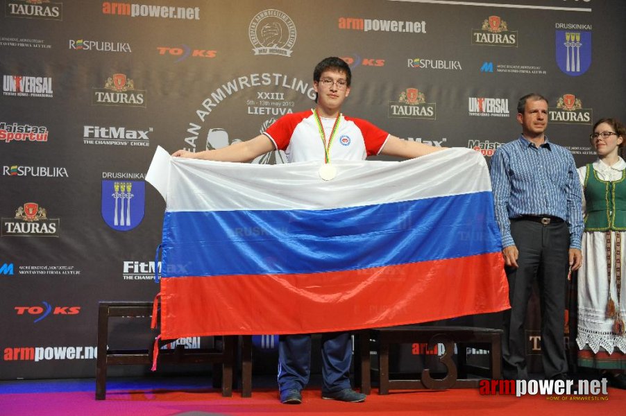 Euroarm 2013 - day 2 - right hand junior, masters, disabled # Armwrestling # Armpower.net