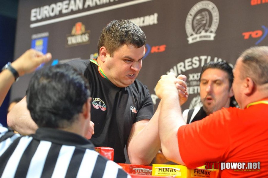 Euroarm 2013 - day 3 - left hand juniors 21, seniors # Armwrestling # Armpower.net