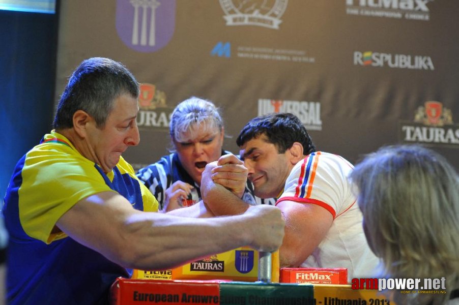 Euroarm 2013 - day 3 - left hand juniors 21, seniors # Armwrestling # Armpower.net