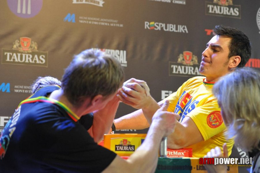 Euroarm 2013 - day 3 - left hand juniors 21, seniors # Armwrestling # Armpower.net