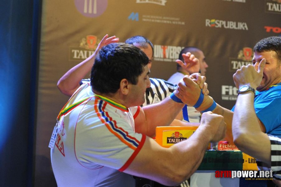 Euroarm 2013 - day 3 - left hand juniors 21, seniors # Armwrestling # Armpower.net