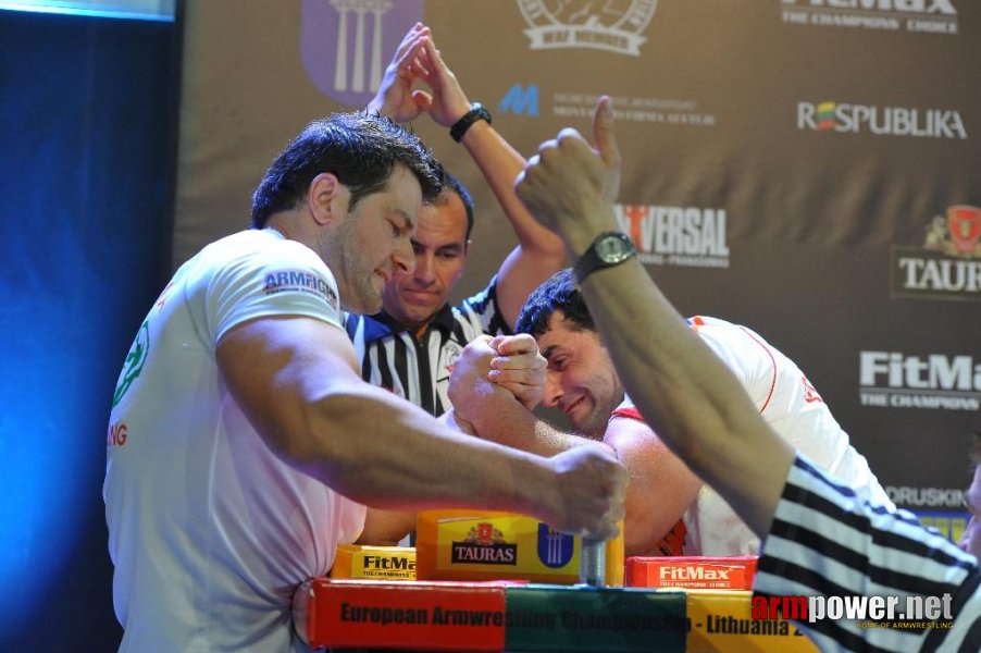 Euroarm 2013 - day 3 - left hand juniors 21, seniors # Armwrestling # Armpower.net