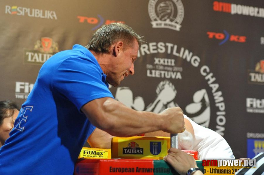 Euroarm 2013 - day 3 - left hand juniors 21, seniors # Armwrestling # Armpower.net