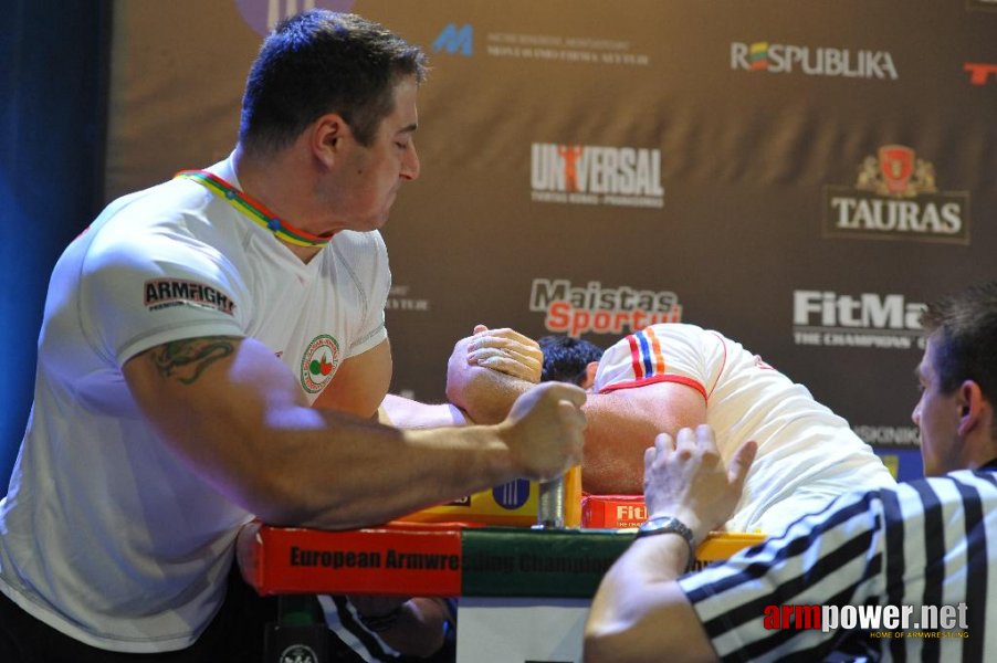 Euroarm 2013 - day 3 - left hand juniors 21, seniors # Siłowanie na ręce # Armwrestling # Armpower.net