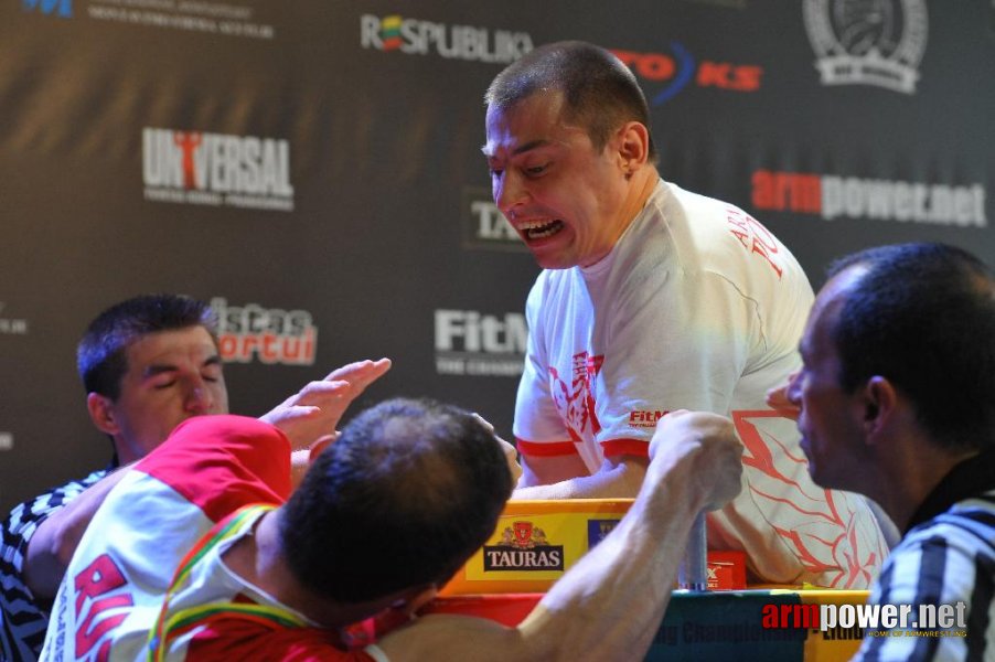 Euroarm 2013 - day 3 - left hand juniors 21, seniors # Armwrestling # Armpower.net