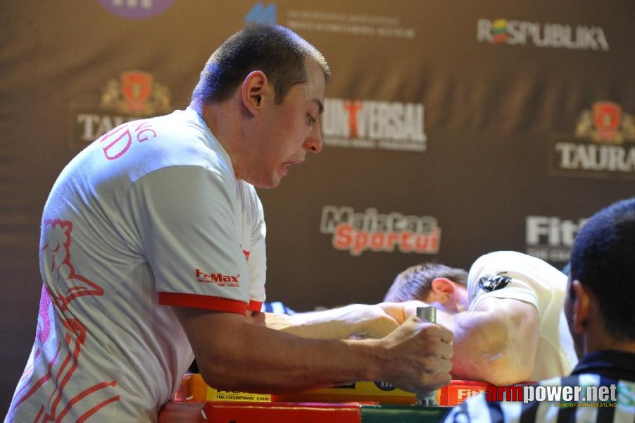 Euroarm 2013 - day 3 - left hand juniors 21, seniors # Siłowanie na ręce # Armwrestling # Armpower.net