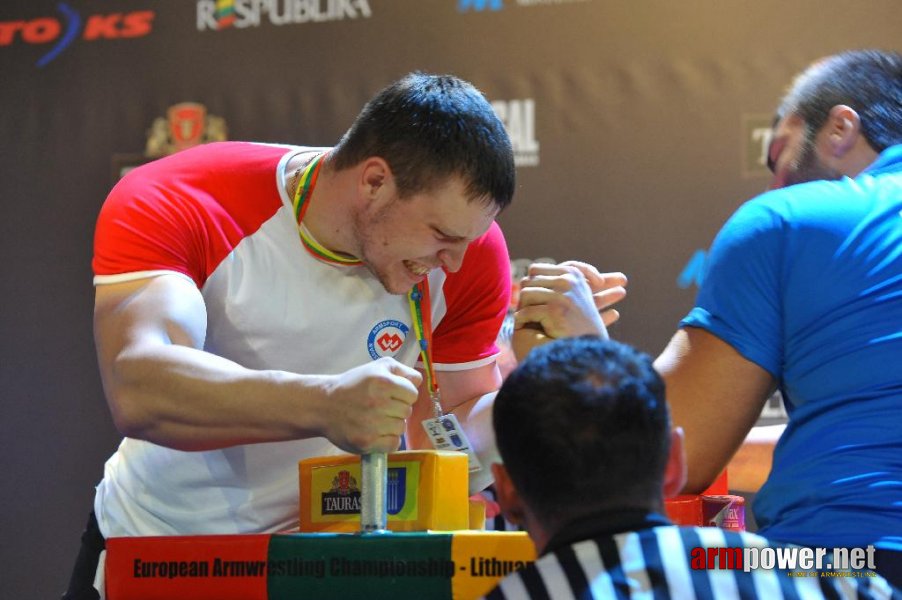 Euroarm 2013 - day 3 - left hand juniors 21, seniors # Siłowanie na ręce # Armwrestling # Armpower.net