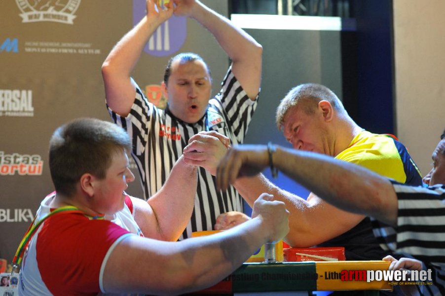 Euroarm 2013 - day 3 - left hand juniors 21, seniors # Armwrestling # Armpower.net