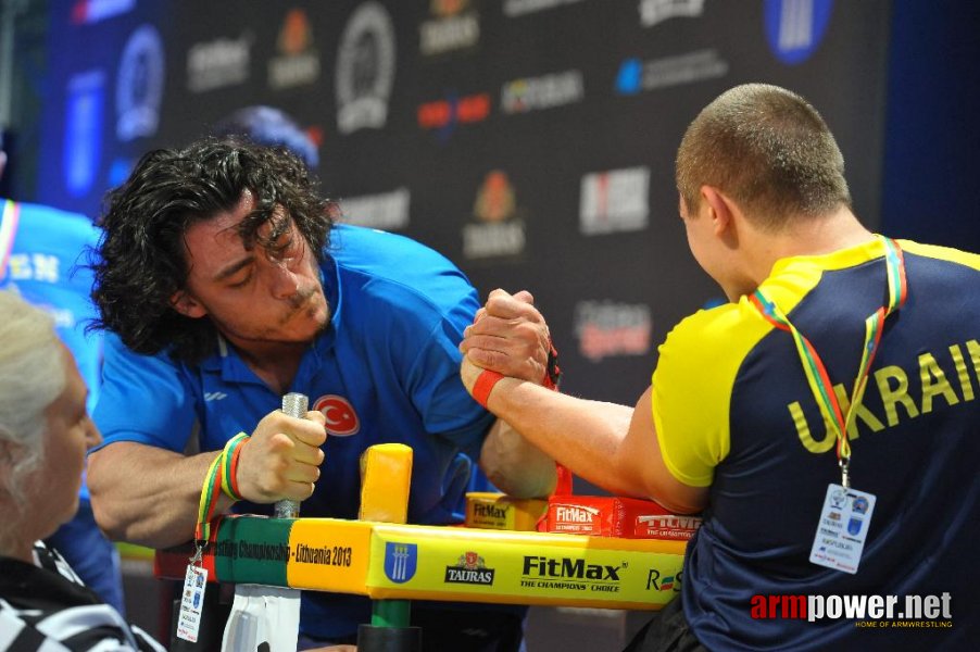 Euroarm 2013 - day 3 - left hand juniors 21, seniors # Armwrestling # Armpower.net