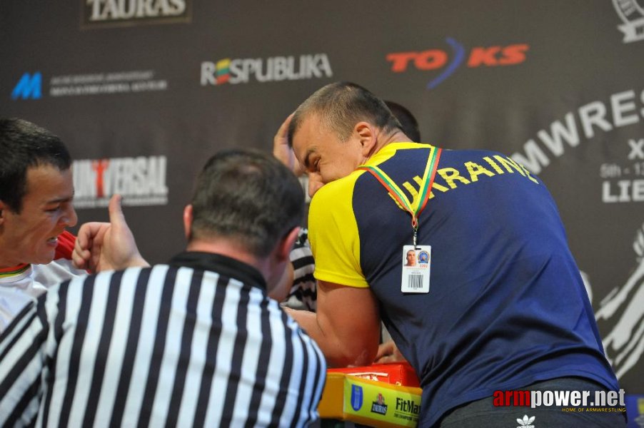 Euroarm 2013 - day 3 - left hand juniors 21, seniors # Armwrestling # Armpower.net