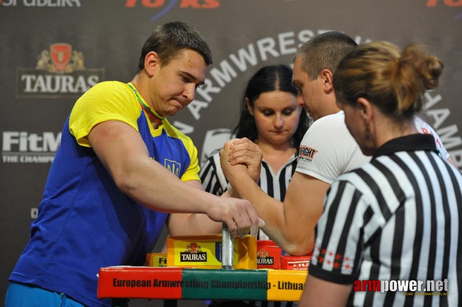 Euroarm 2013 - day 3 - left hand juniors 21, seniors # Armwrestling # Armpower.net