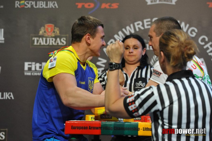 Euroarm 2013 - day 3 - left hand juniors 21, seniors # Armwrestling # Armpower.net