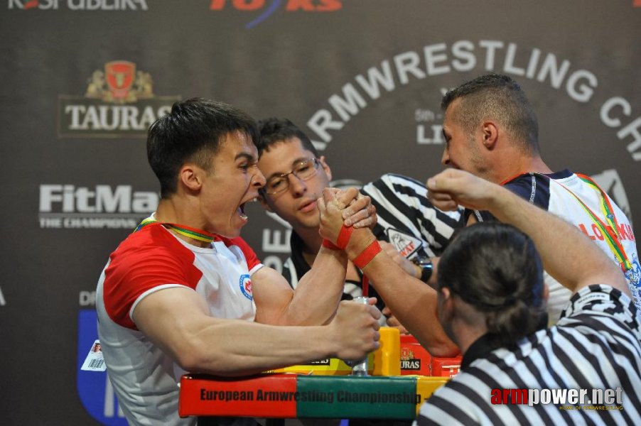 Euroarm 2013 - day 3 - left hand juniors 21, seniors # Siłowanie na ręce # Armwrestling # Armpower.net