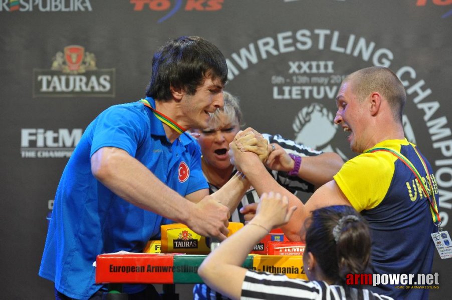 Euroarm 2013 - day 3 - left hand juniors 21, seniors # Armwrestling # Armpower.net