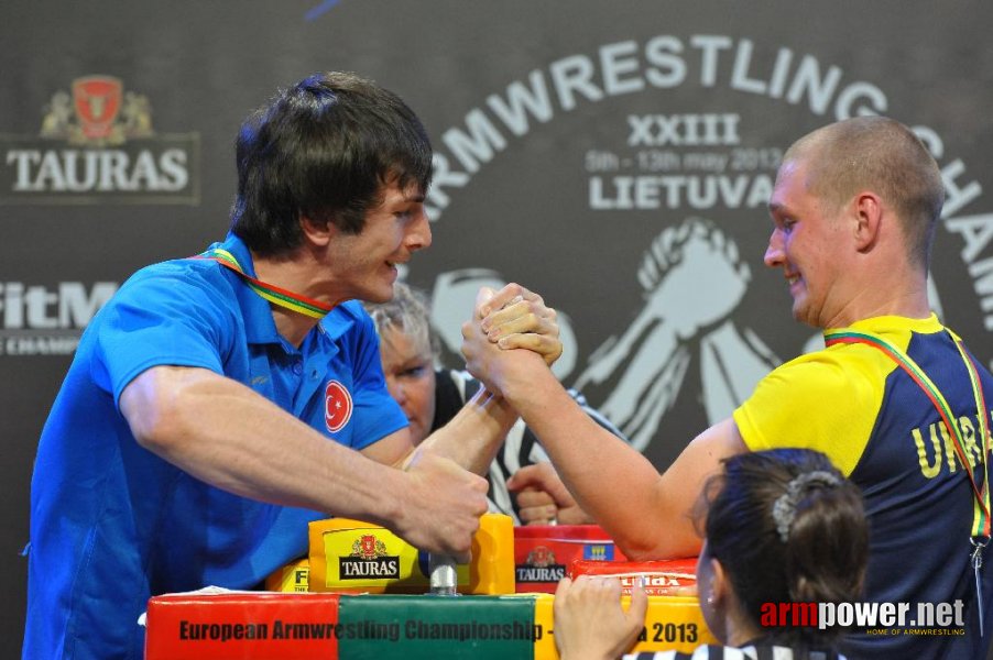 Euroarm 2013 - day 3 - left hand juniors 21, seniors # Siłowanie na ręce # Armwrestling # Armpower.net