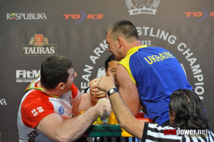 Euroarm 2013 - day 3 - left hand juniors 21, seniors # Armwrestling # Armpower.net