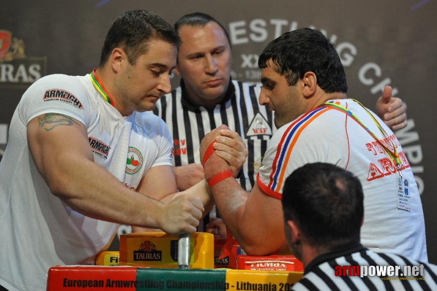 Euroarm 2013 - day 3 - left hand juniors 21, seniors # Armwrestling # Armpower.net