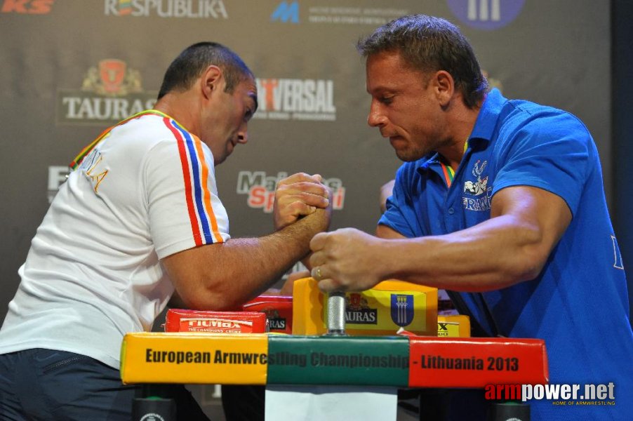 Euroarm 2013 - day 4 - right hand juniors 21, seniors # Armwrestling # Armpower.net