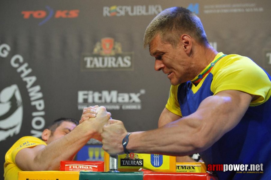 Euroarm 2013 - day 4 - right hand juniors 21, seniors # Armwrestling # Armpower.net