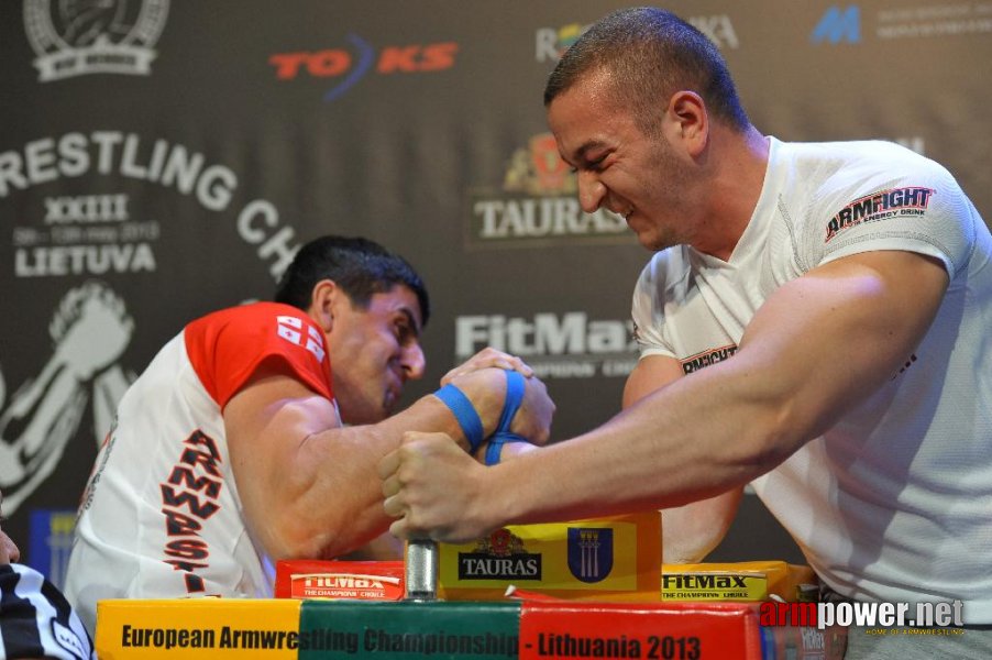 Euroarm 2013 - day 4 - right hand juniors 21, seniors # Siłowanie na ręce # Armwrestling # Armpower.net