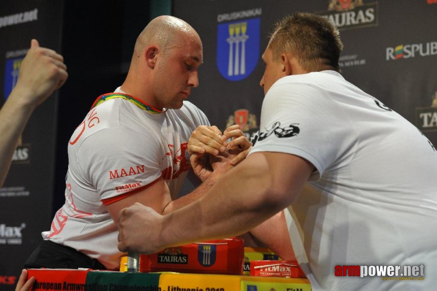 Euroarm 2013 - day 4 - right hand juniors 21, seniors # Armwrestling # Armpower.net