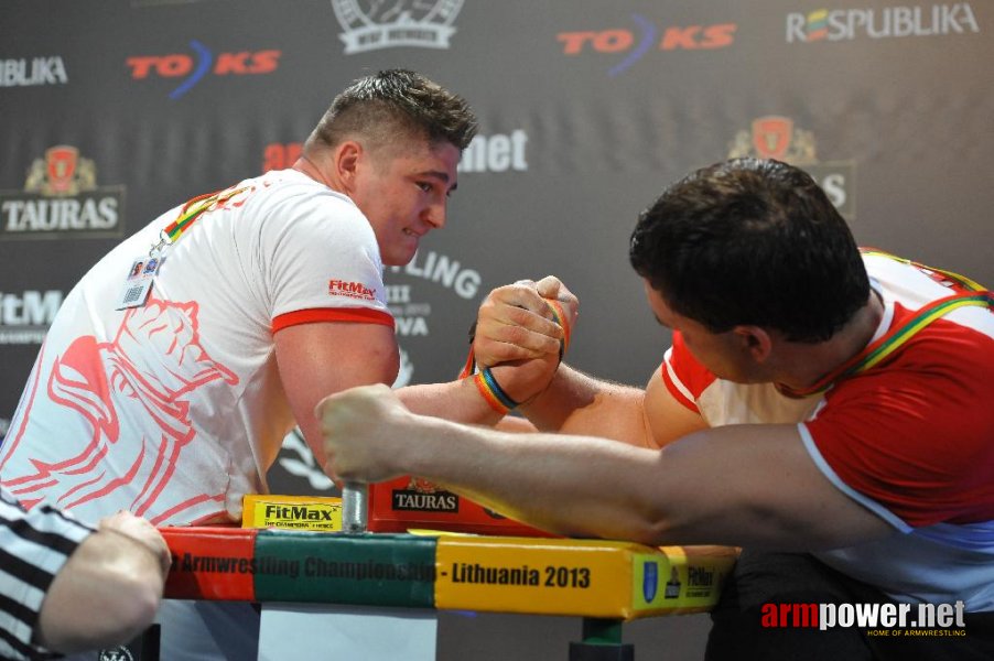 Euroarm 2013 - day 4 - right hand juniors 21, seniors # Armwrestling # Armpower.net