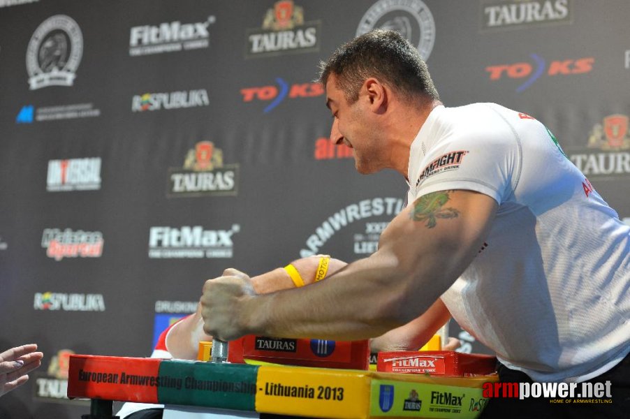 Euroarm 2013 - day 4 - right hand juniors 21, seniors # Siłowanie na ręce # Armwrestling # Armpower.net