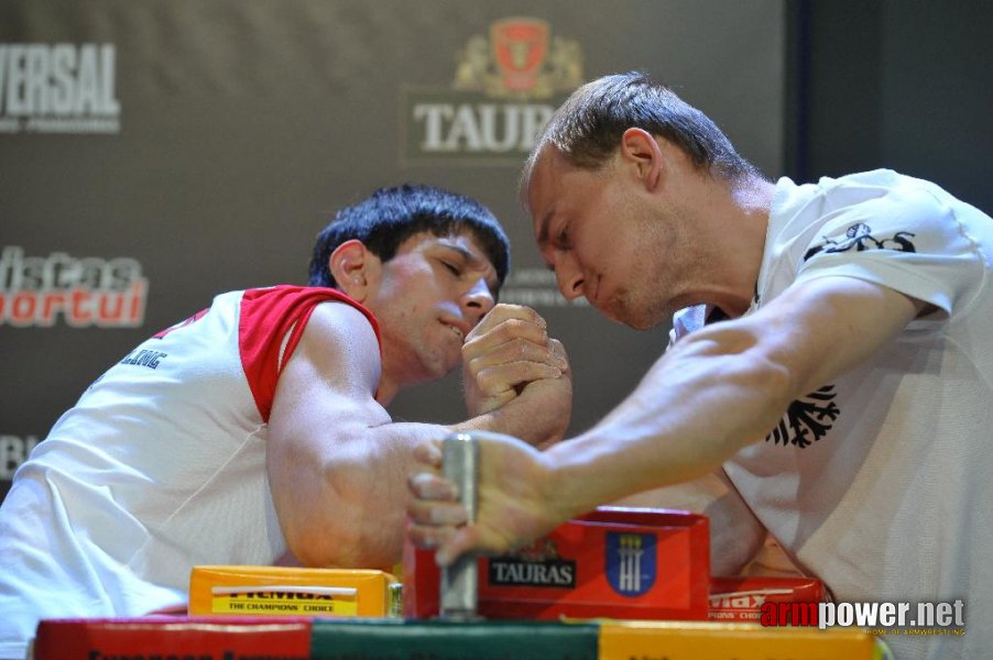 Euroarm 2013 - day 4 - right hand juniors 21, seniors # Armwrestling # Armpower.net