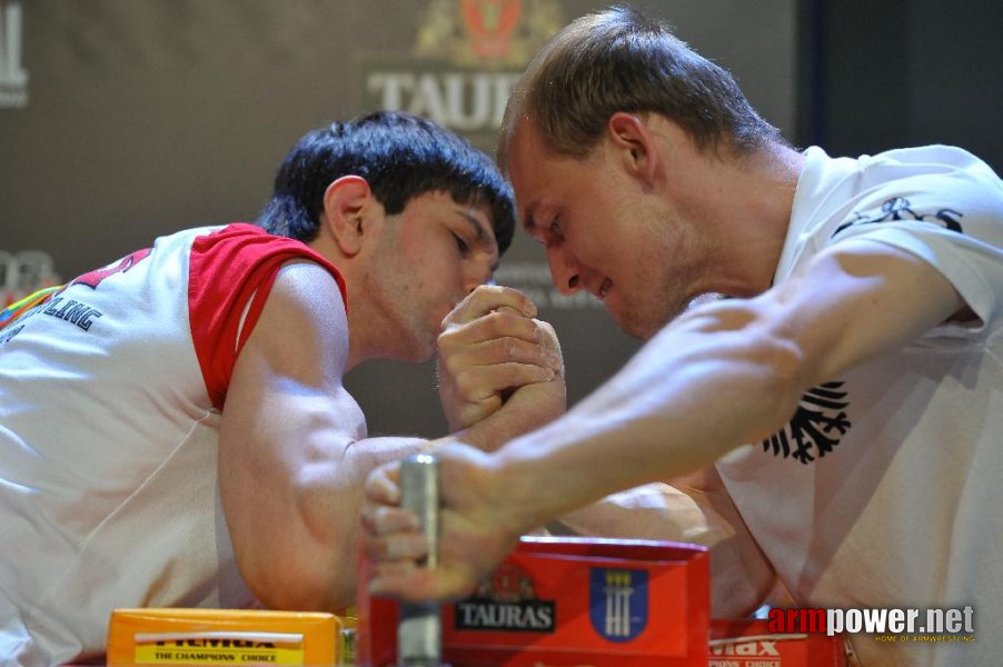 Euroarm 2013 - day 4 - right hand juniors 21, seniors # Siłowanie na ręce # Armwrestling # Armpower.net